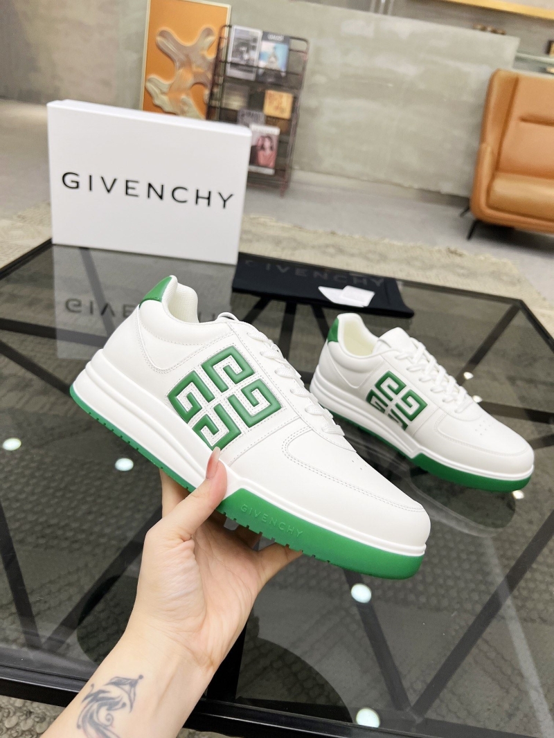 Givenchy Sneakers